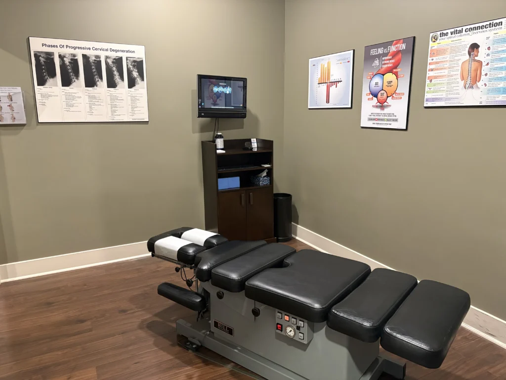 Chiropractic adjustment at Synergy Wellness Group in Kanata